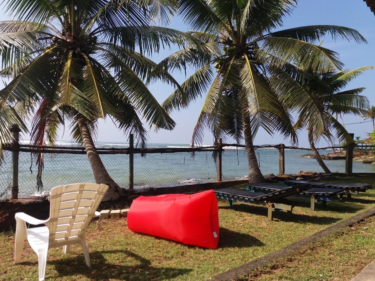 Sayuri Beach Hotel Matara Exterior foto